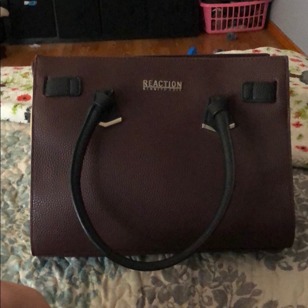 Kenneth Cole reaction bag